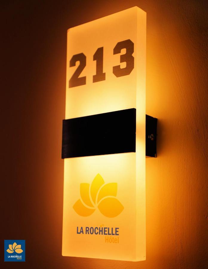 La Rochelle Hotel Yaoundé Extérieur photo